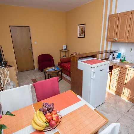 Ruhiges Mit Terrasse In Strandnaehe Appartement *